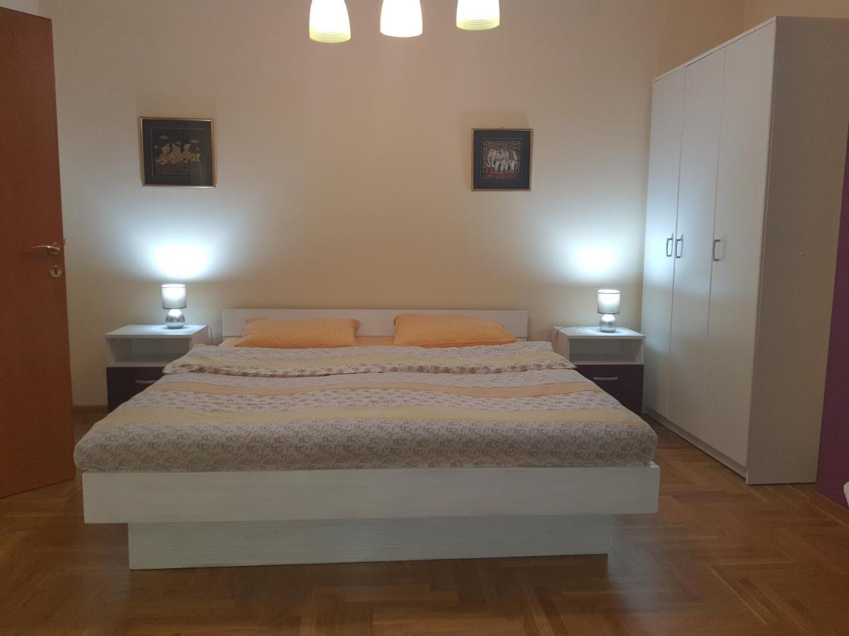 Talas Apartmani Belgrad Exteriör bild