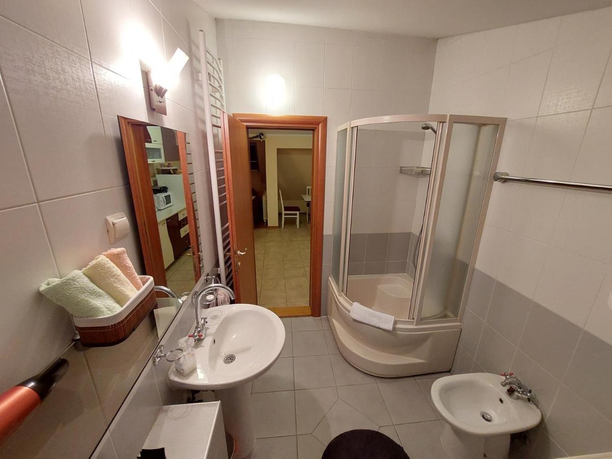 Talas Apartmani Belgrad Exteriör bild