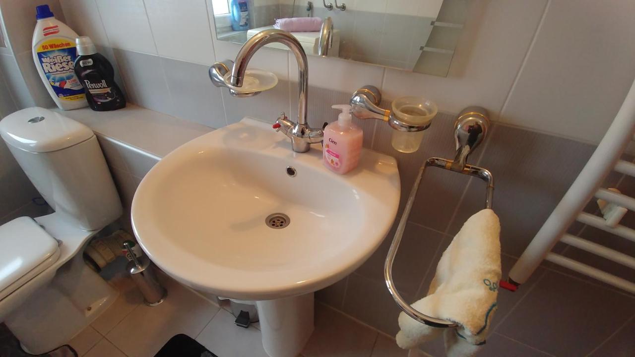 Talas Apartmani Belgrad Exteriör bild