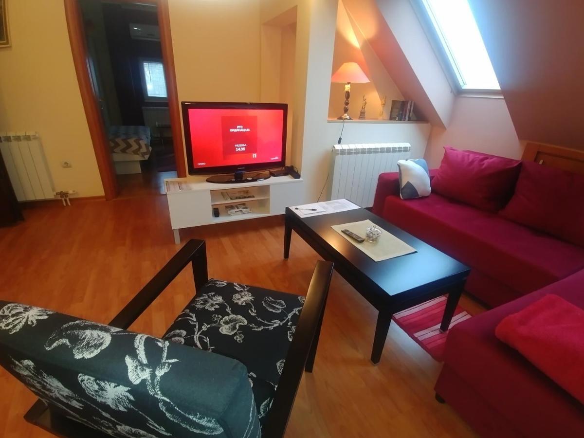 Talas Apartmani Belgrad Exteriör bild