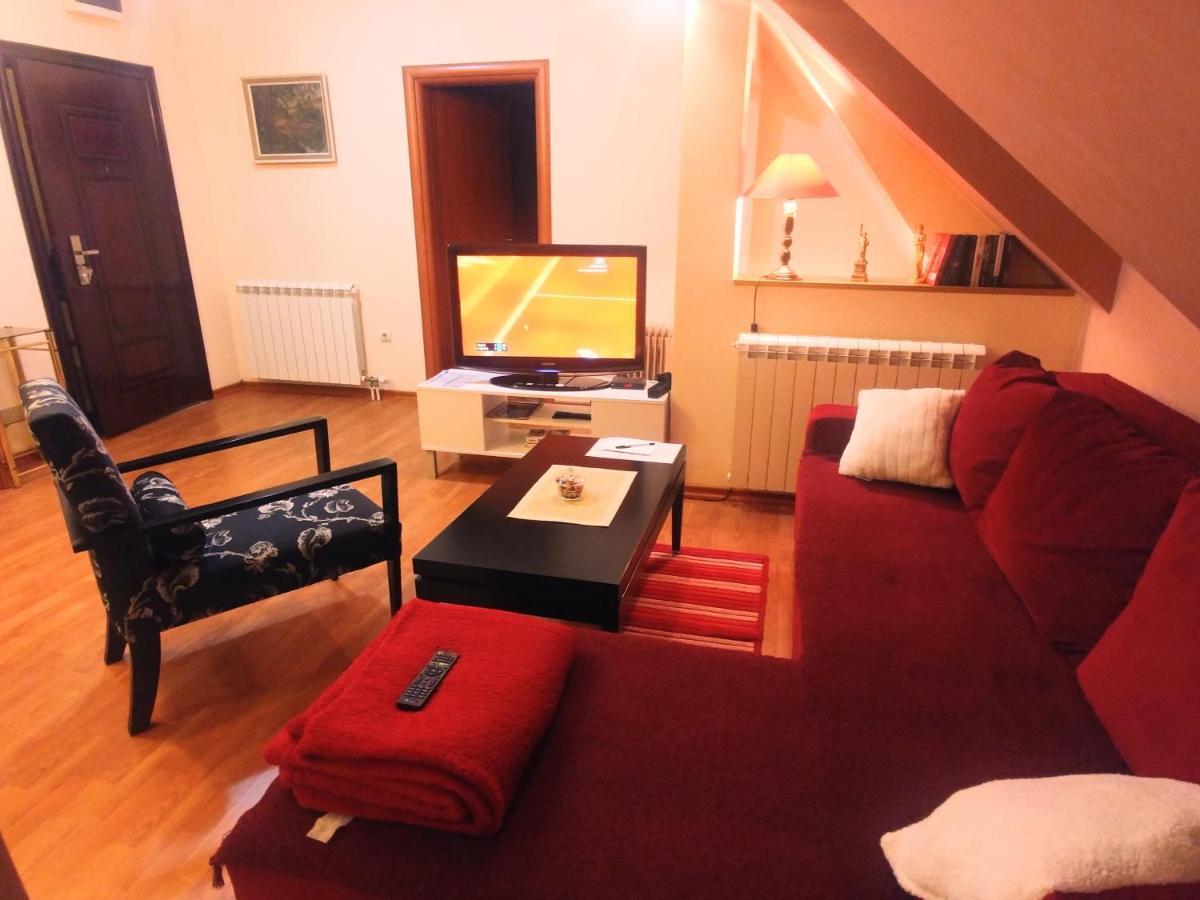 Talas Apartmani Belgrad Exteriör bild