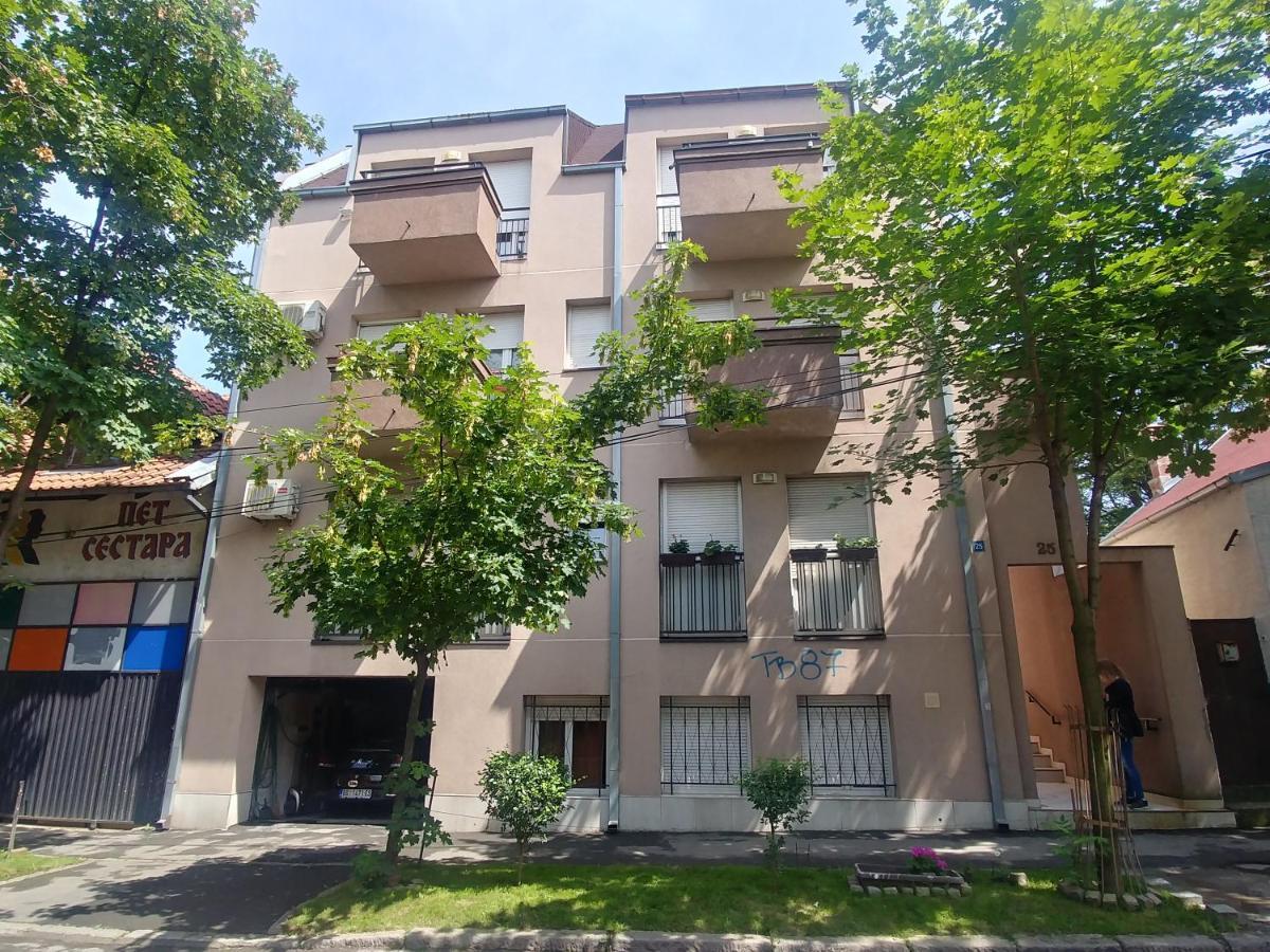 Talas Apartmani Belgrad Exteriör bild